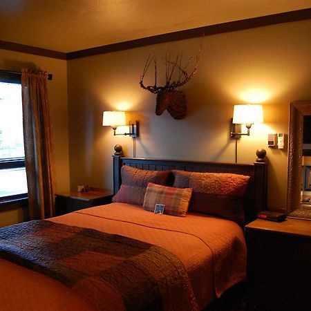 Highland Haven Creekside Inn Evergreen Exteriör bild